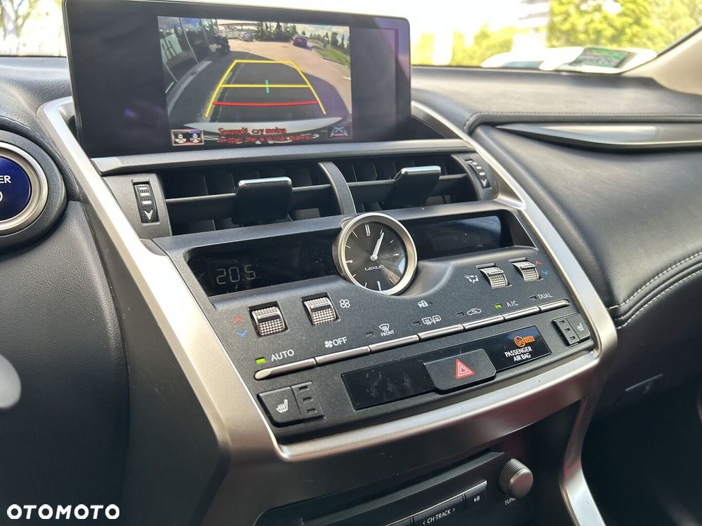 Lexus NX 300h F Impression AWD - 20