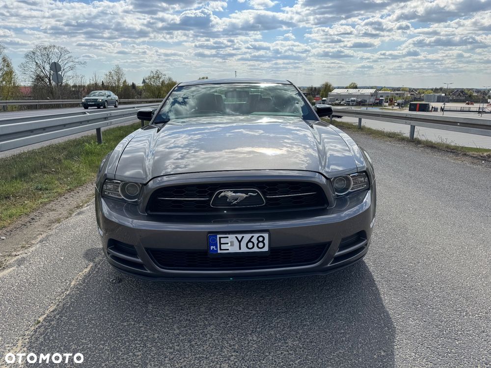 Ford Mustang 3.7 V6 Premium - 8