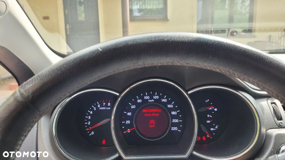Kia Rio 1.2 Dream Team Edition - 14