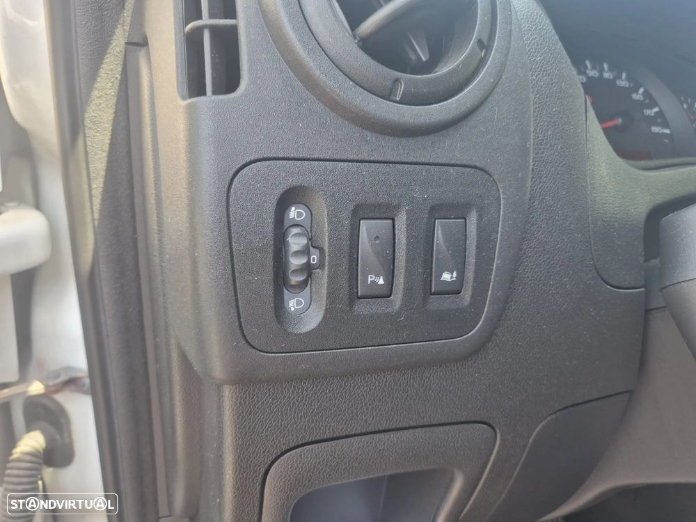 Renault Master DCI 145 - 23