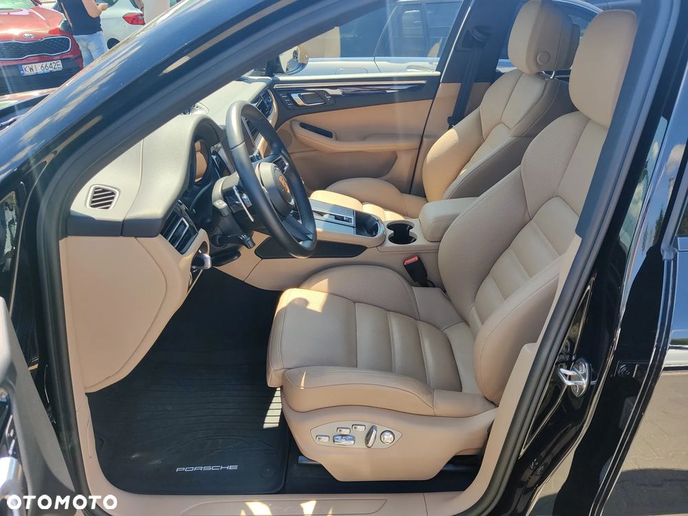 Porsche Macan Standard - 16
