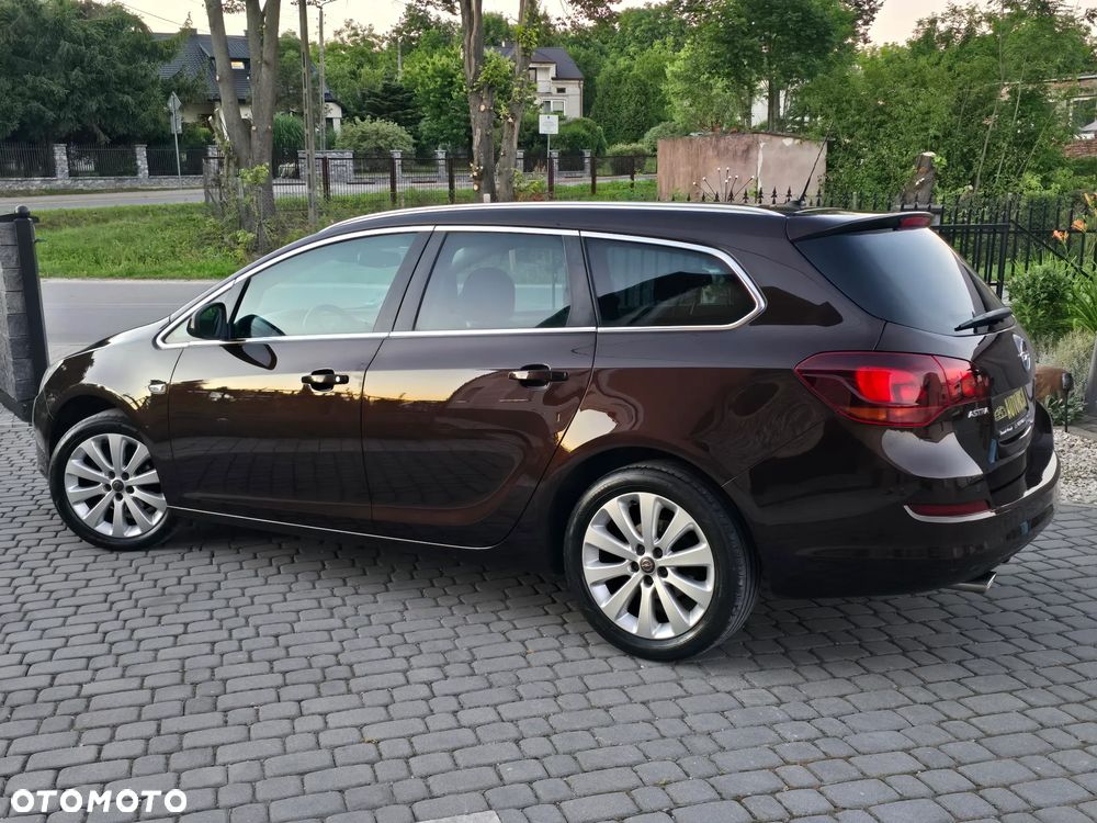 Opel Astra 1.4 Turbo Cosmo - 16