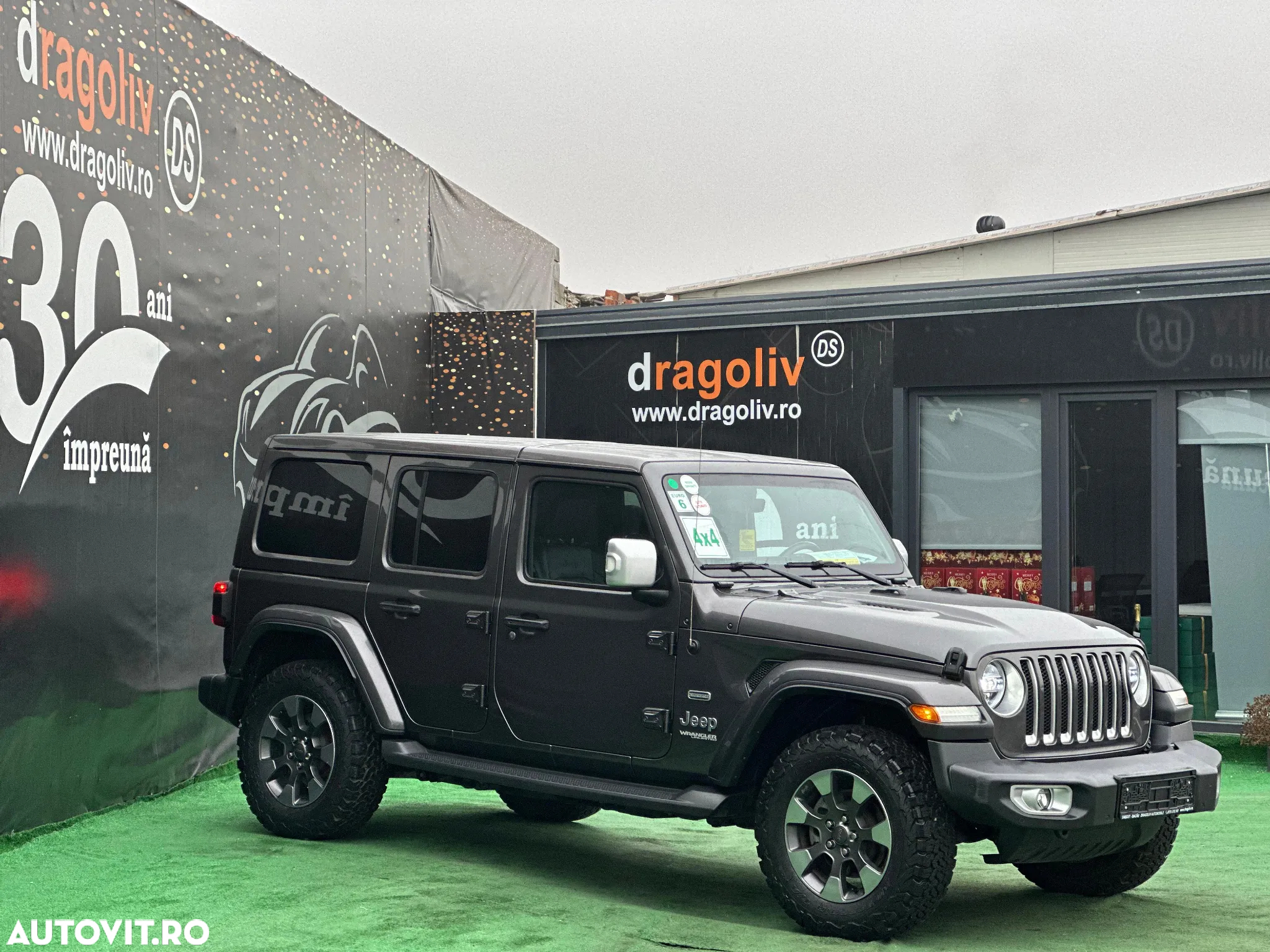 Jeep Wrangler - 2