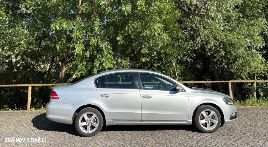 VW Passat 1.6 TDI Confortline - 4