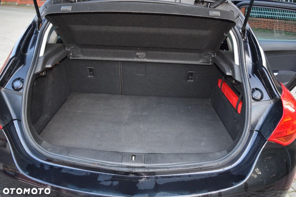 Opel Astra - 12