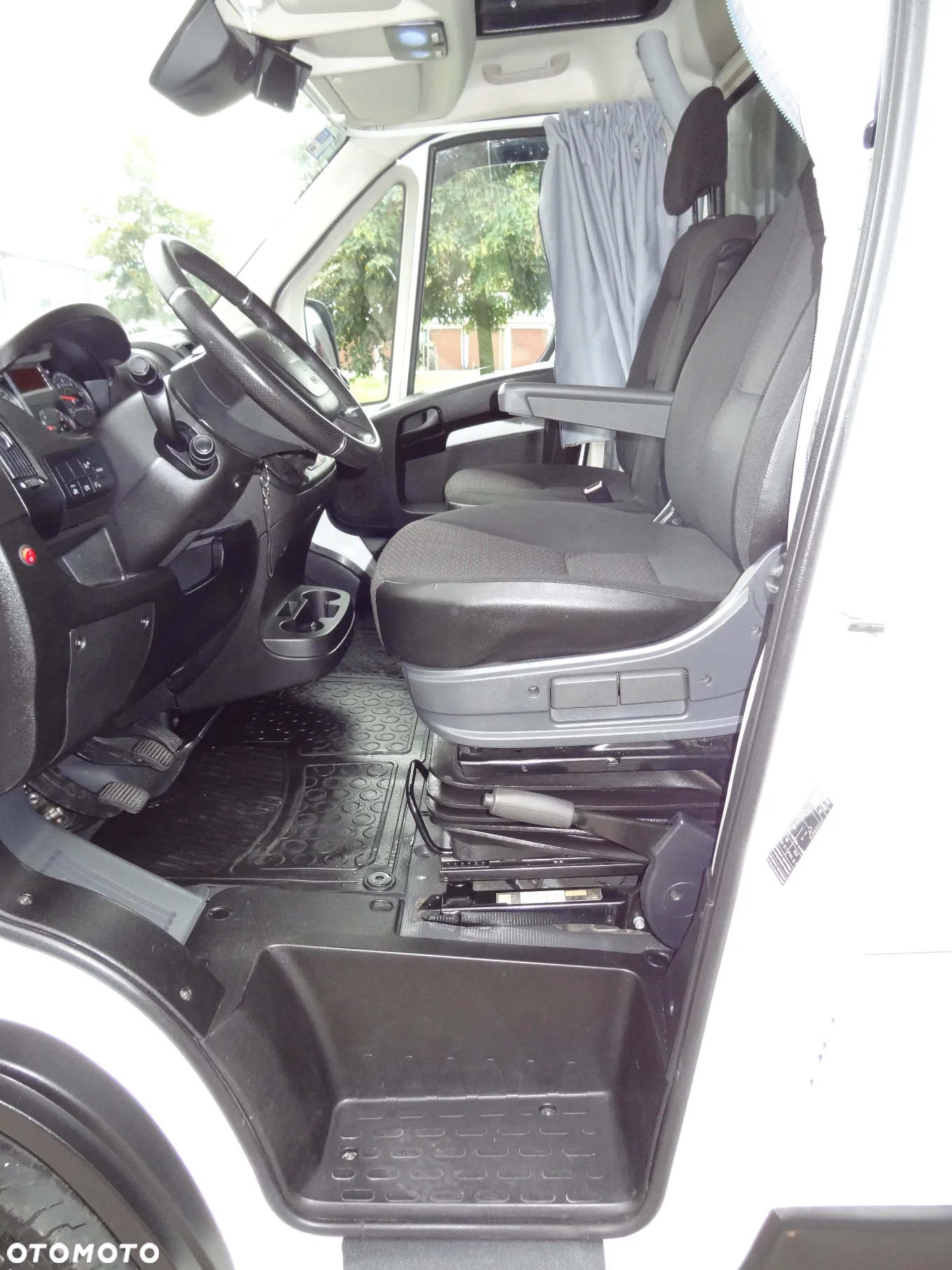Peugeot Boxer 165KM 10EP Firana - 4