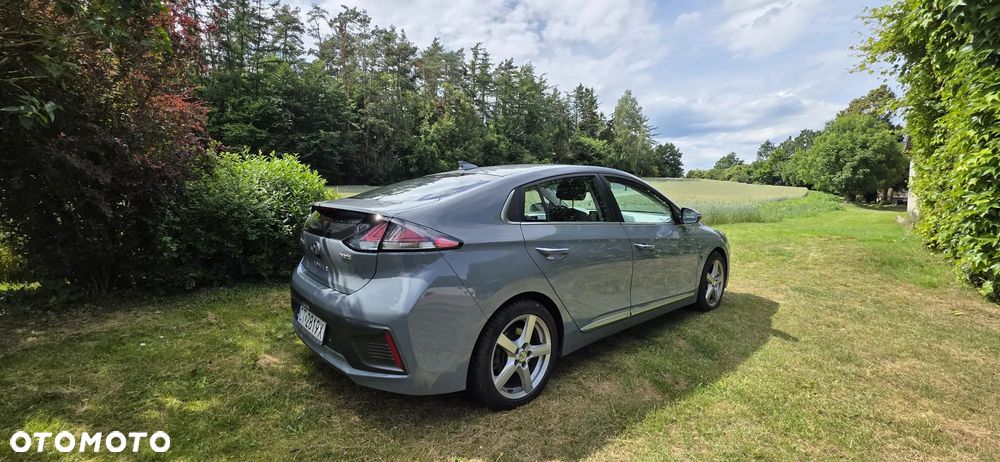 Hyundai IONIQ Hybrid Premium - 6