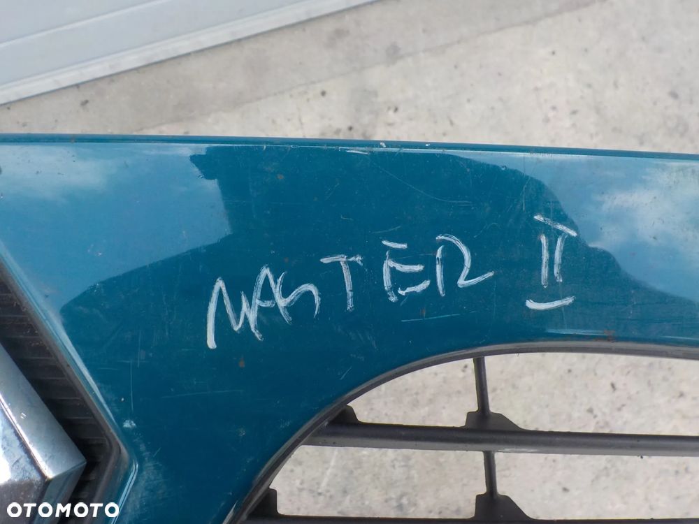 RENAULT MASTER II LIFT ATRAPA GRILL - 4