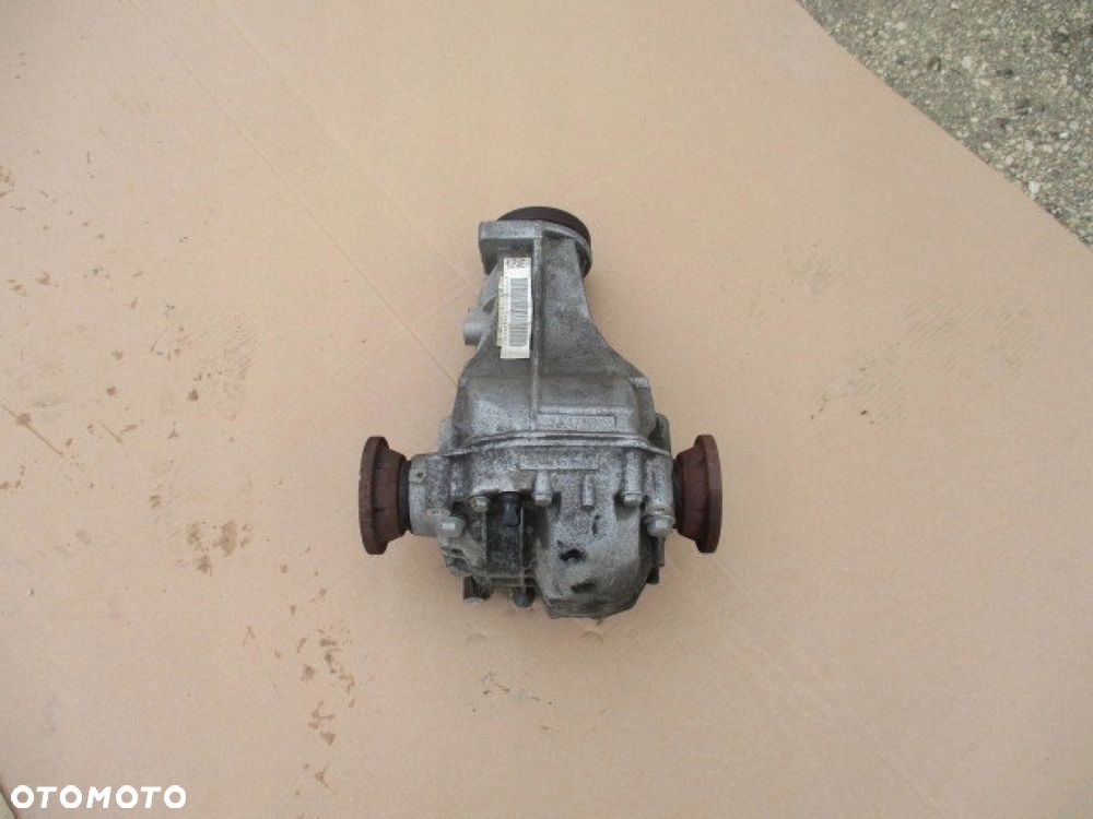 MOST TYLNY DYFERENCJAŁ AUDI A4 B8 A5 Q5 0AR525053E - 1