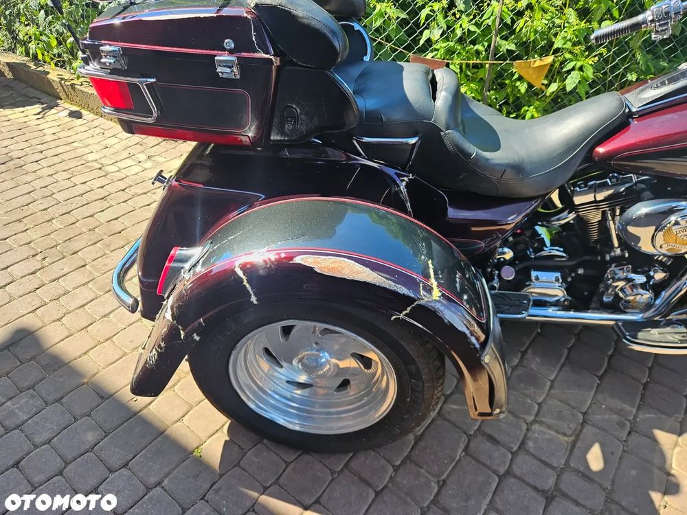 Harley-Davidson FLH Electra Glide - 28