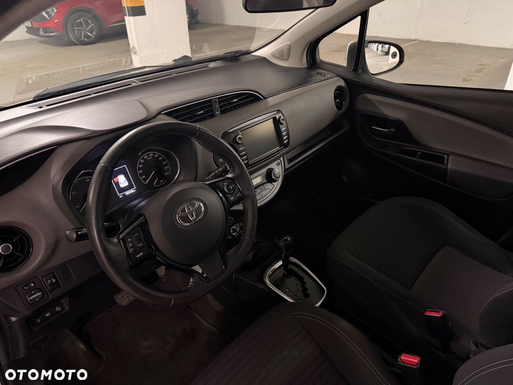 Toyota Yaris - 8