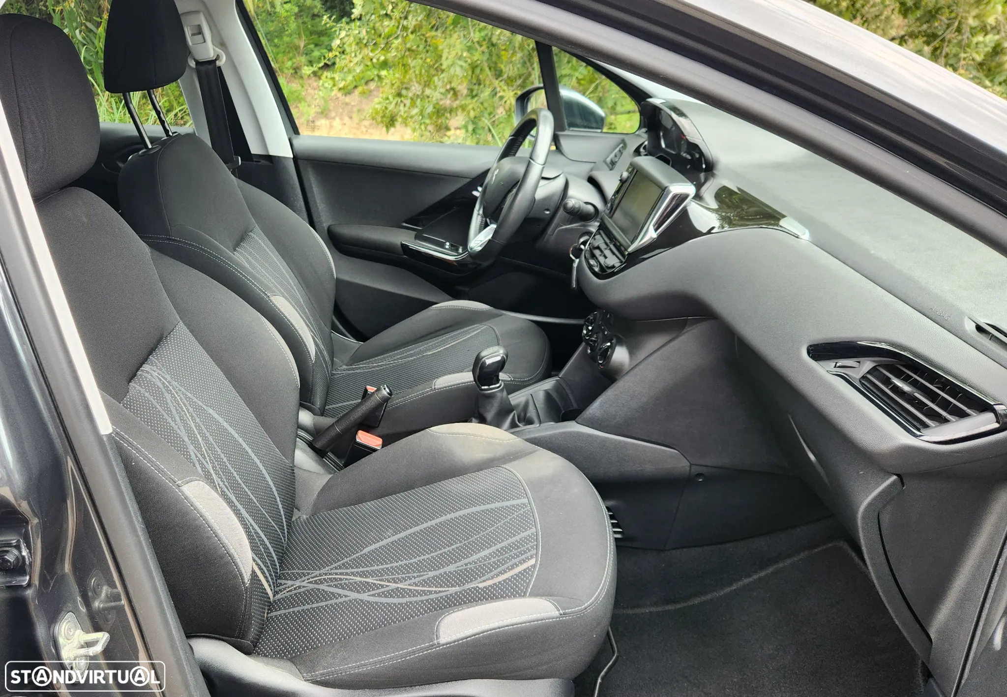 Peugeot 208 1.2 VTi Allure - 9