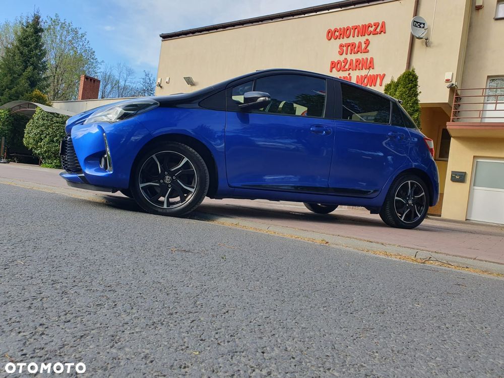 Toyota Yaris 1.5 Premium - 33