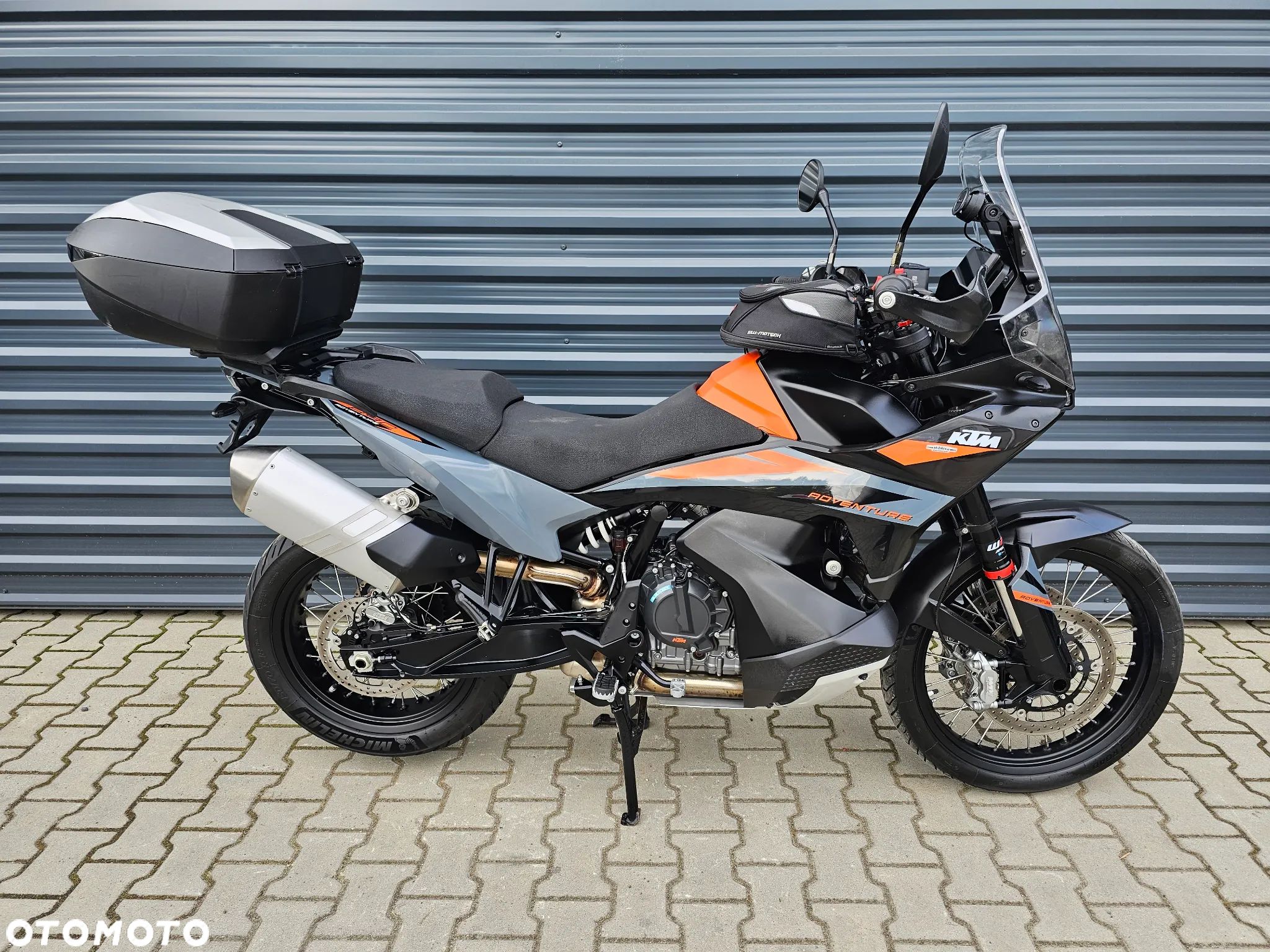 KTM Adventure - 1