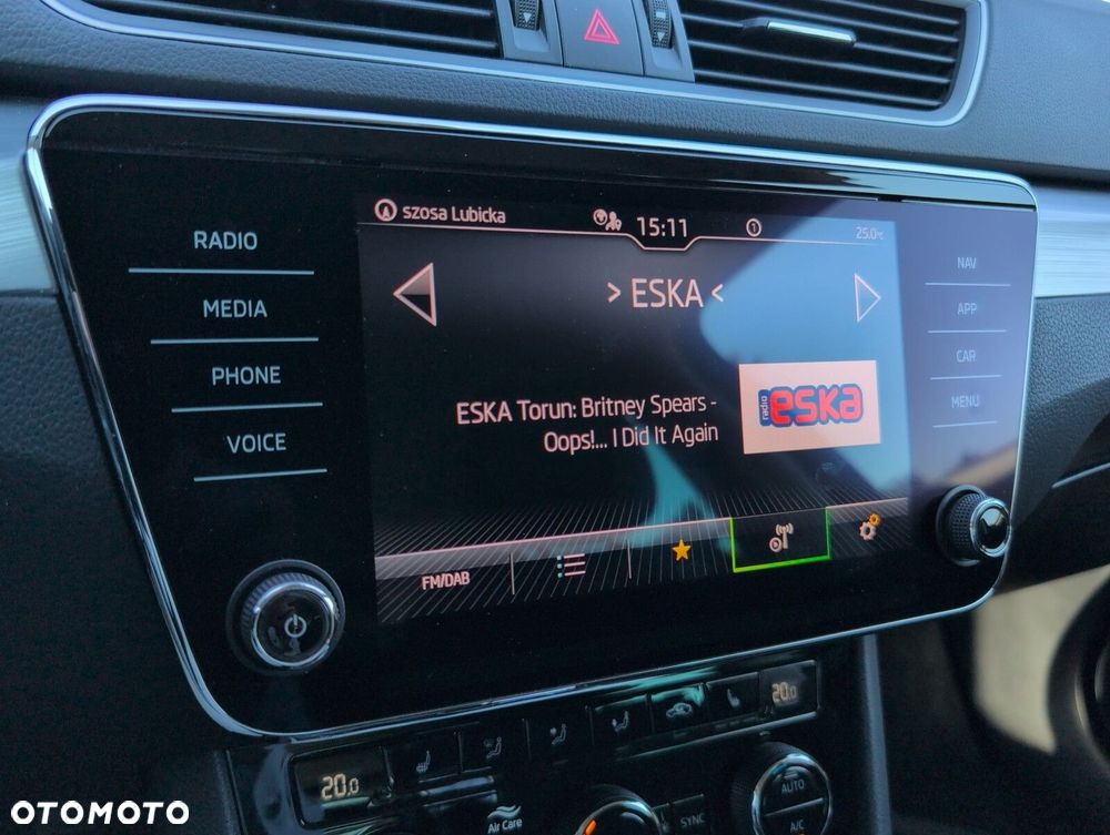Skoda Superb 2.0 TDI SCR Ambition DSG - 28