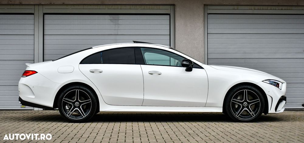 Mercedes-Benz CLS 300 d 4Matic 9G-TRONIC AMG Line - 9