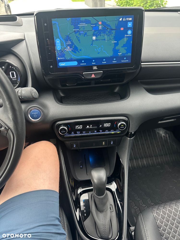 Toyota Yaris Hybrid 1.5 Selection Style - 18