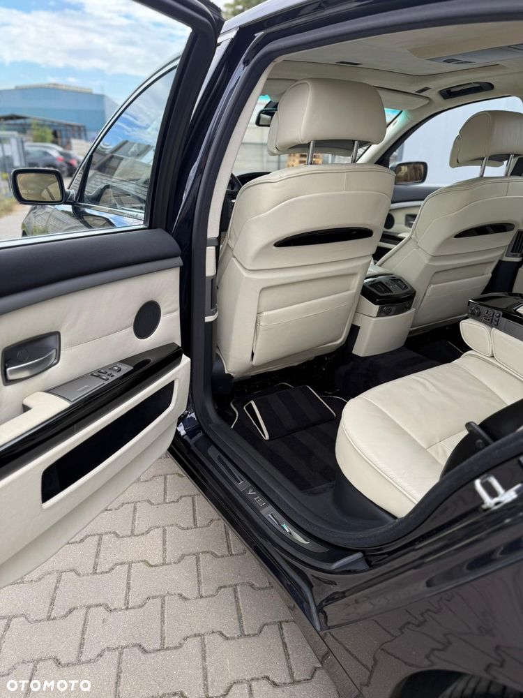 BMW Seria 7 760i L - 18
