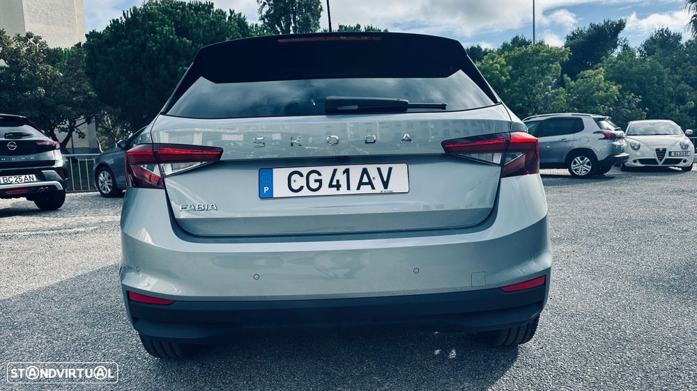 Skoda Fabia 1.0 TSI Selection DSG - 4