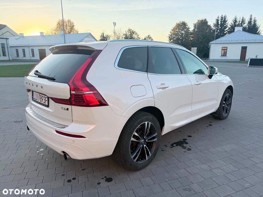 Volvo XC 60 - 6