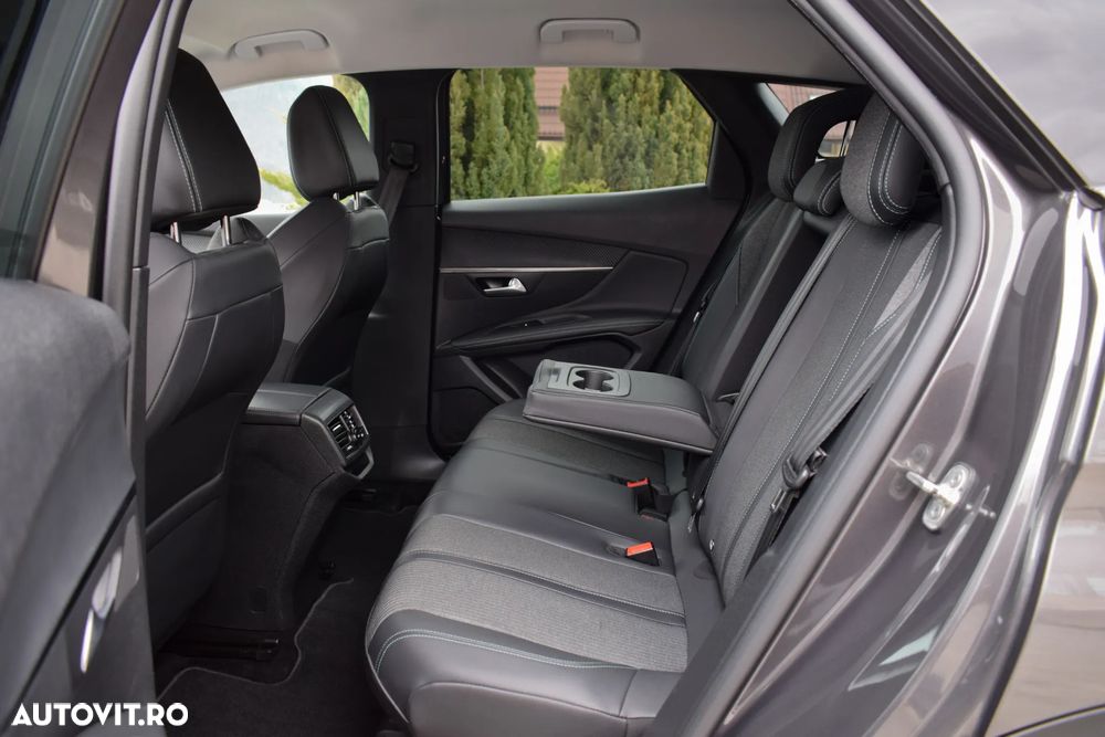 Peugeot 3008 PureTech 130 Stop & Start GPF Allure - 9