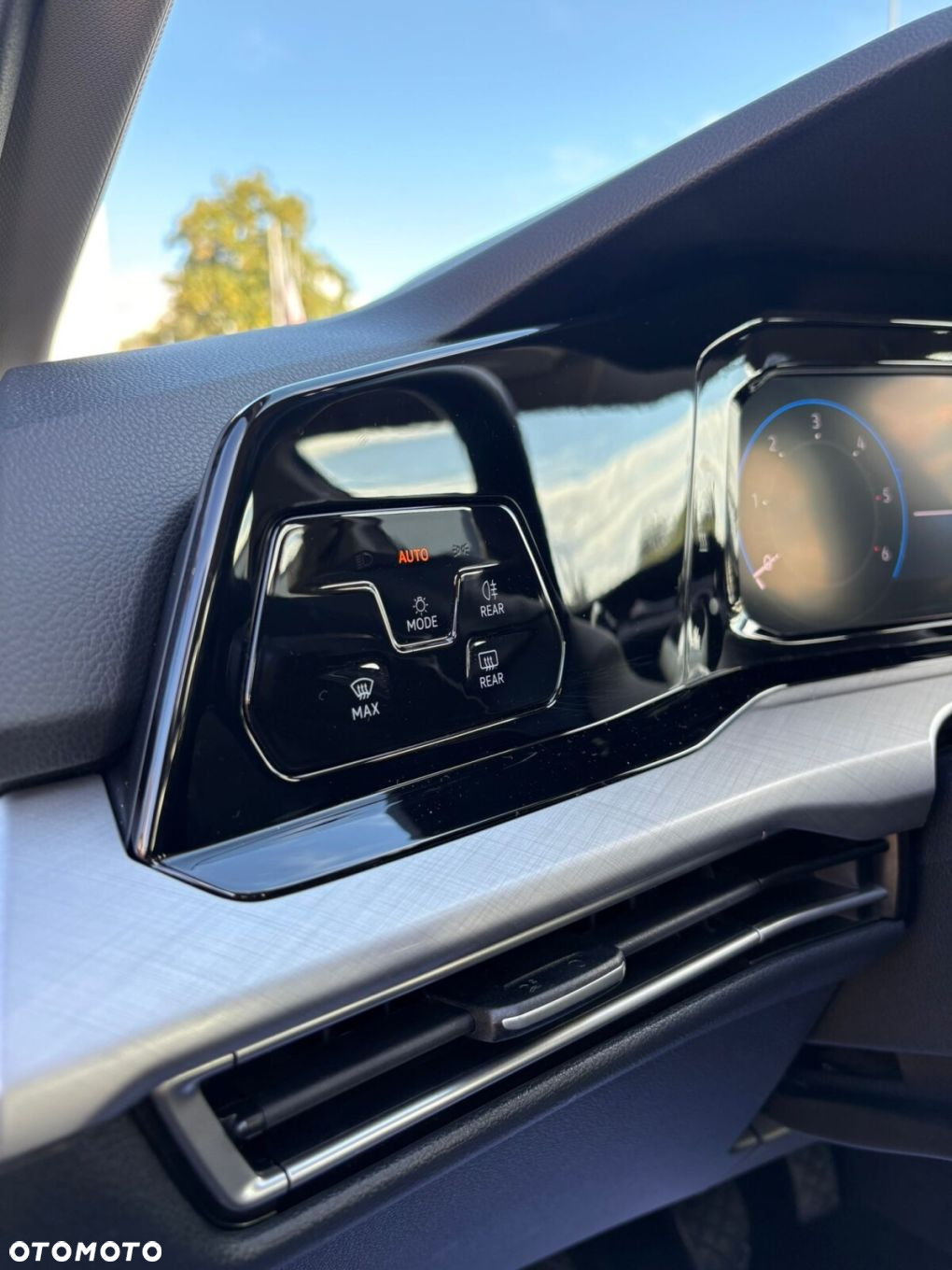 Volkswagen Golf - 9