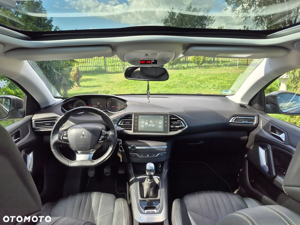 Peugeot 308 1.6 THP Allure - 12