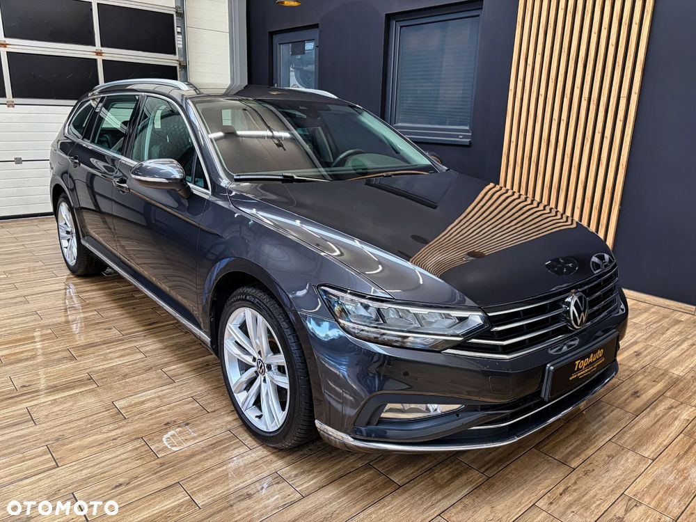 Volkswagen Passat - 4