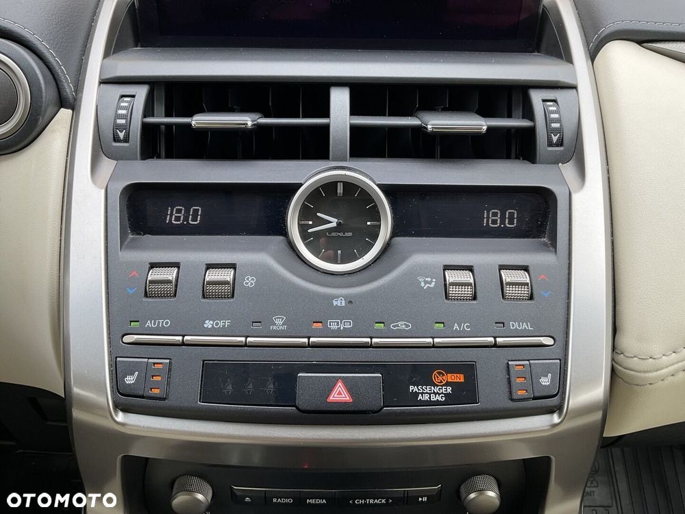 Lexus NX 300 Prestige AWD - 27