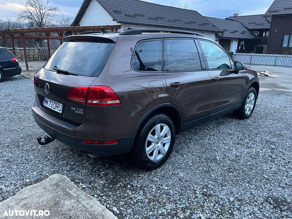 Volkswagen Touareg 3.0 V6 TDI BMT - 9