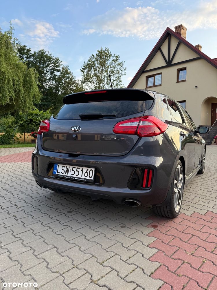 Kia Ceed 1.6 T-GDI GT - 4