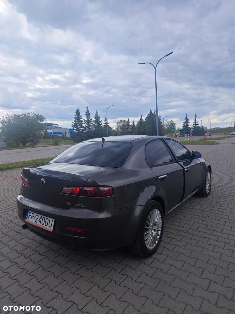 Alfa Romeo 159 1.9JTDM Impression - 8