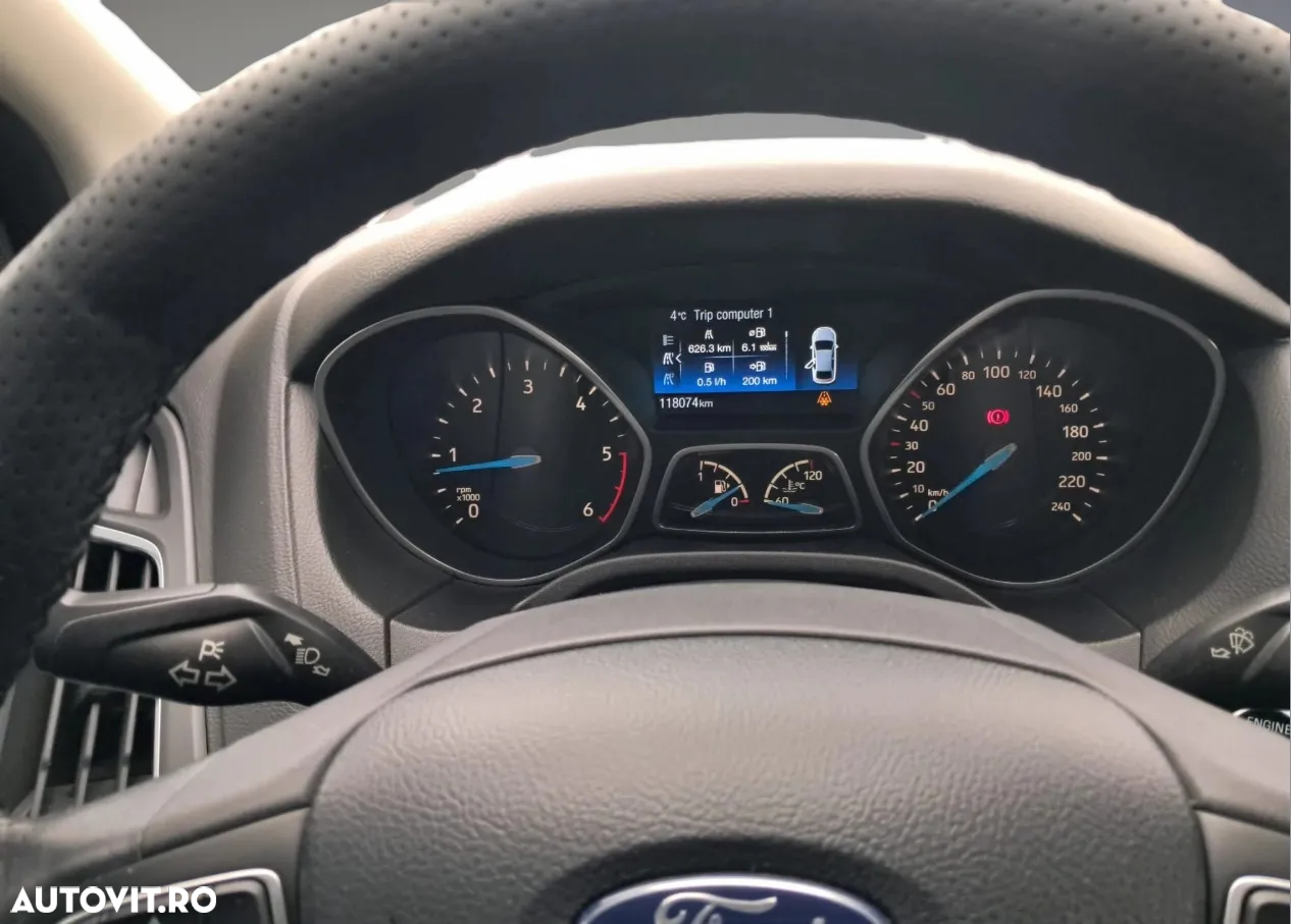 Ford Focus 1.5 EcoBlue Titanium - 9