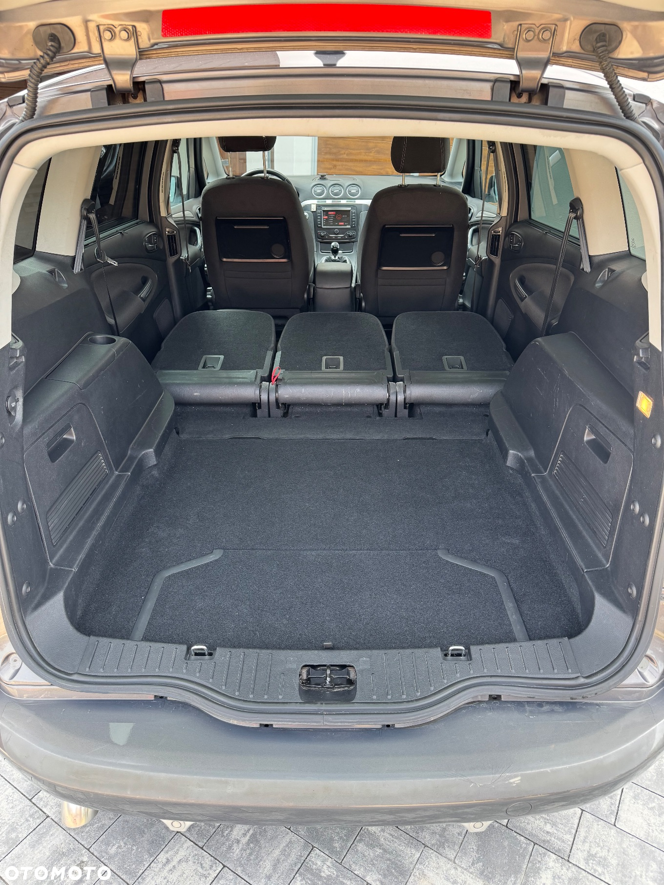 Ford S-Max - 21