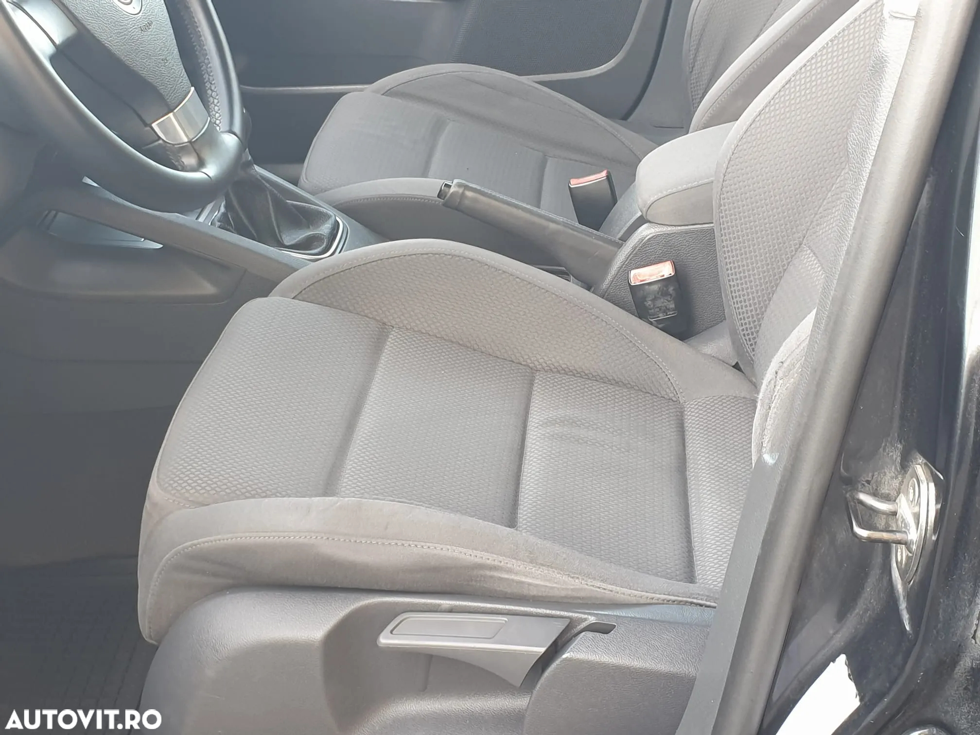 Volkswagen Golf 1.9 TDI Comfortline - 3
