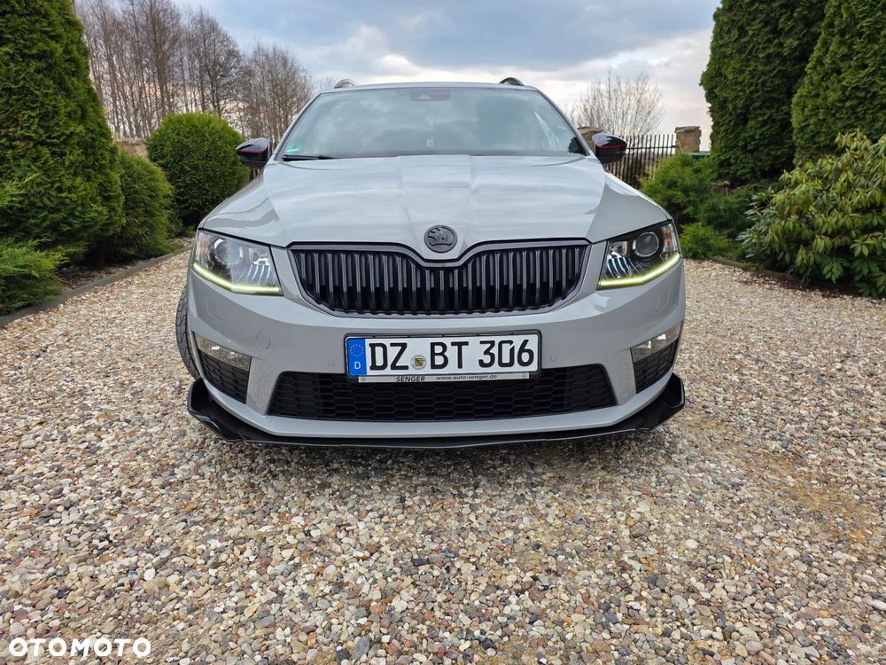 Skoda Octavia 2.0 TDI DSG RS - 6