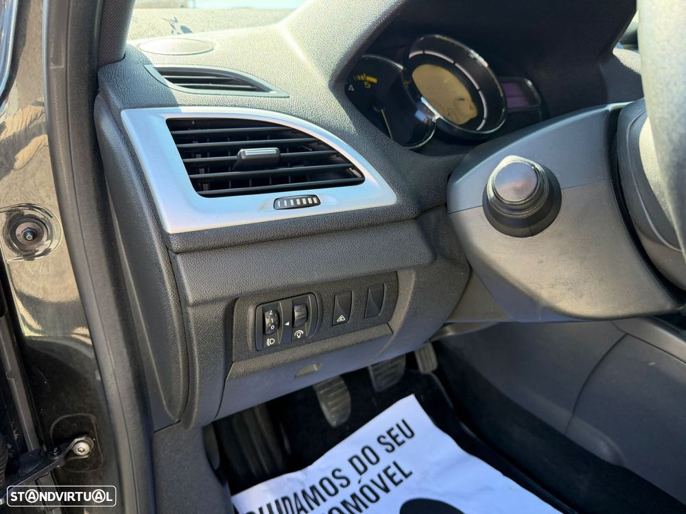 Renault Mégane 1.5 dCi Dynamique - 24