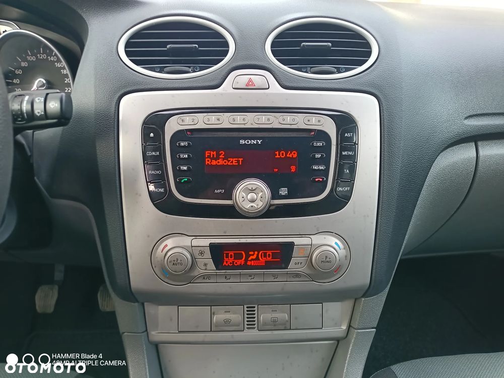 Ford Focus 1.8 Titanium - 9