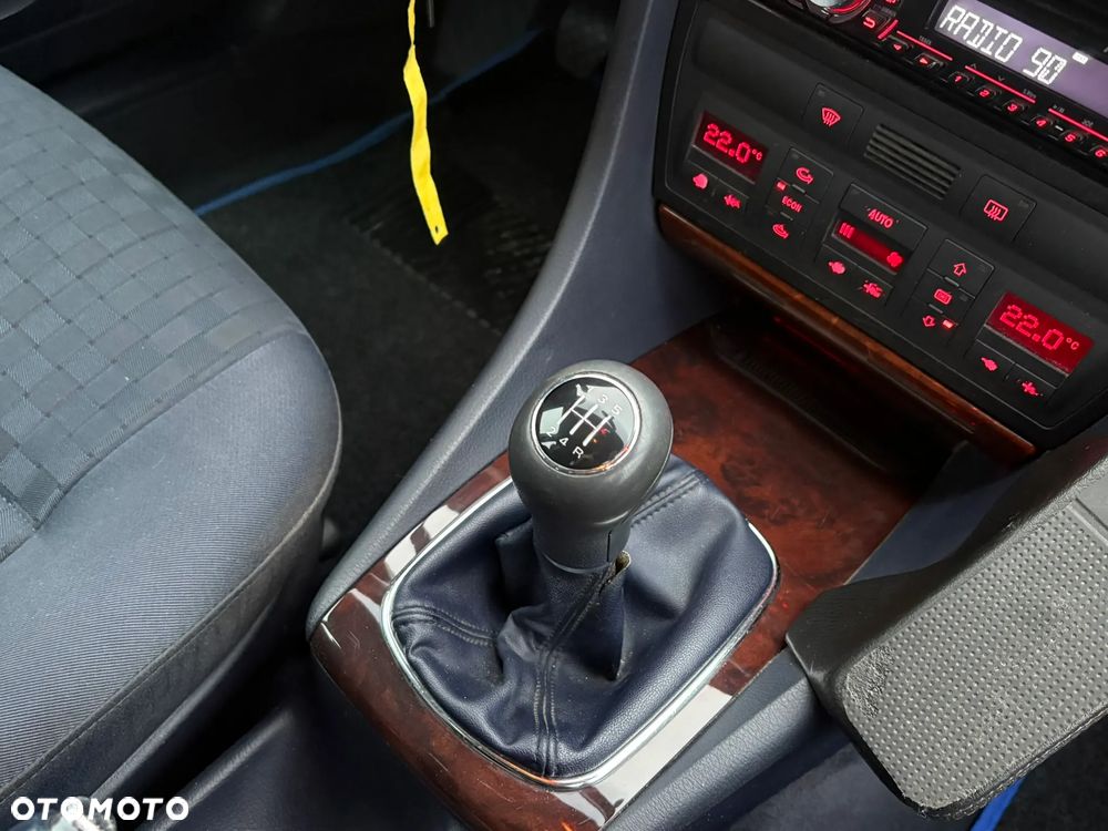 Audi A6 Avant 1.8T - 16