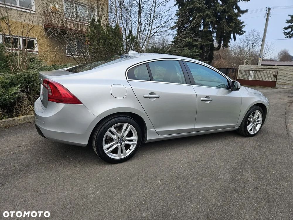 Volvo S60 DRIVe Momentum - 3