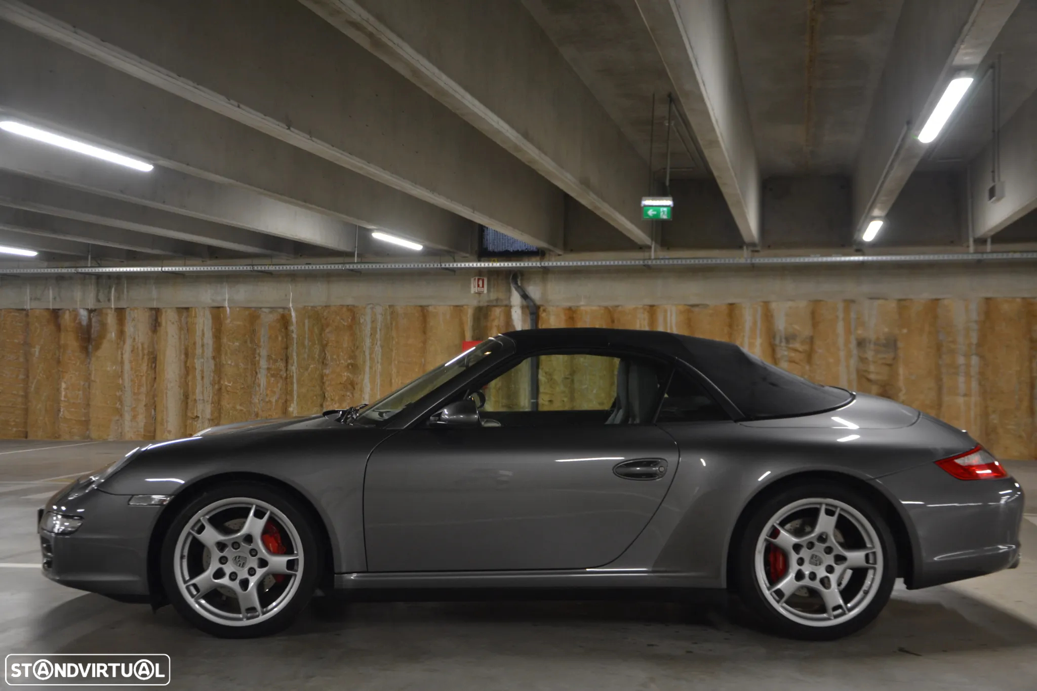 Porsche 911 (997) Carrera 4 S - 4