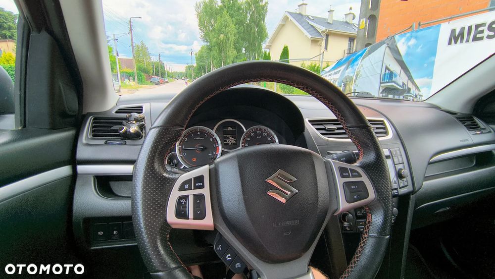 Suzuki Swift 1.6 Sport - 4