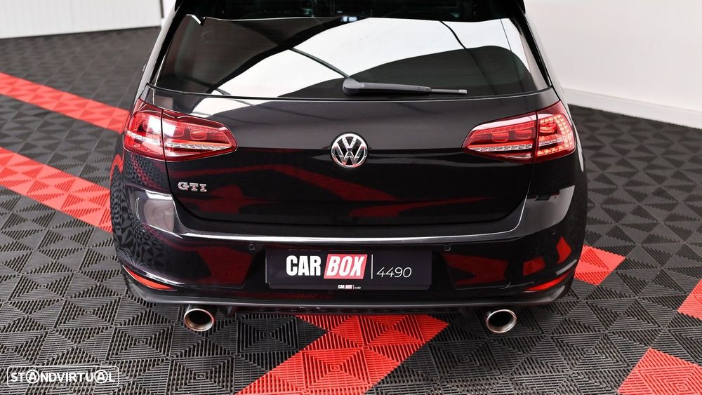 VW Golf 2.0 TSi GTi DSG - 27