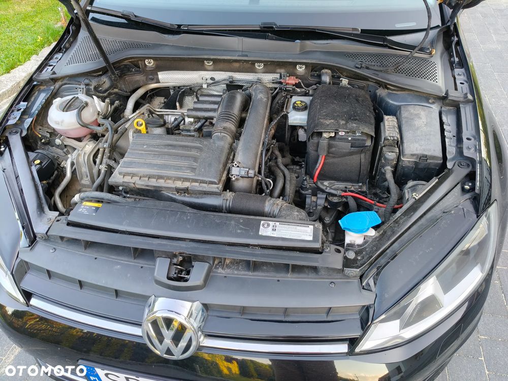 Volkswagen Golf 1.2 TSI BlueMotion Technology DSG Lounge - 24