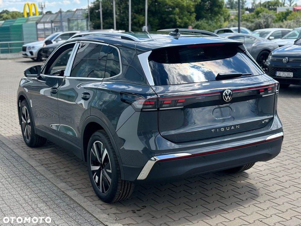 Volkswagen Tiguan 1.5 eTSI Elegance DSG - 6