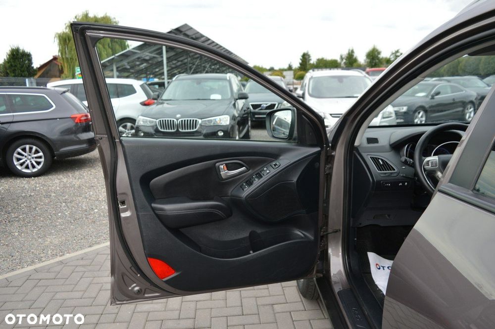 Hyundai ix35 2.0 2WD Automatik Style - 33