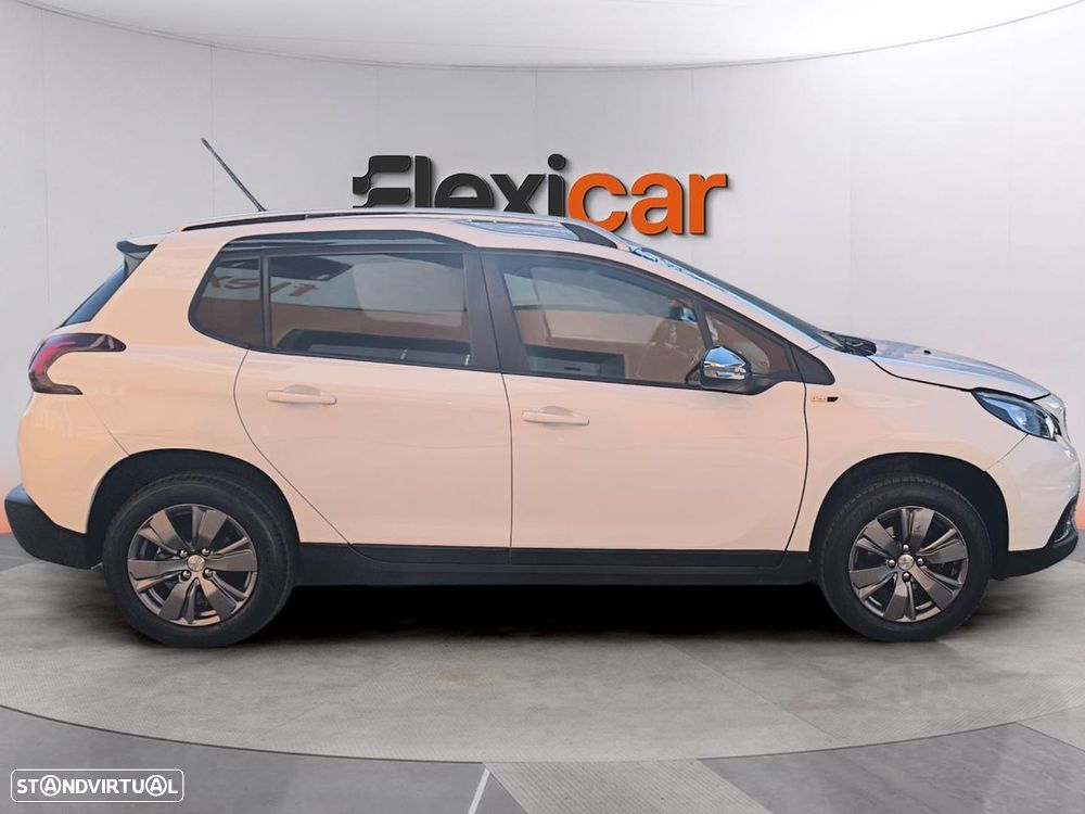 Peugeot 2008 1.2 PureTech Style - 8