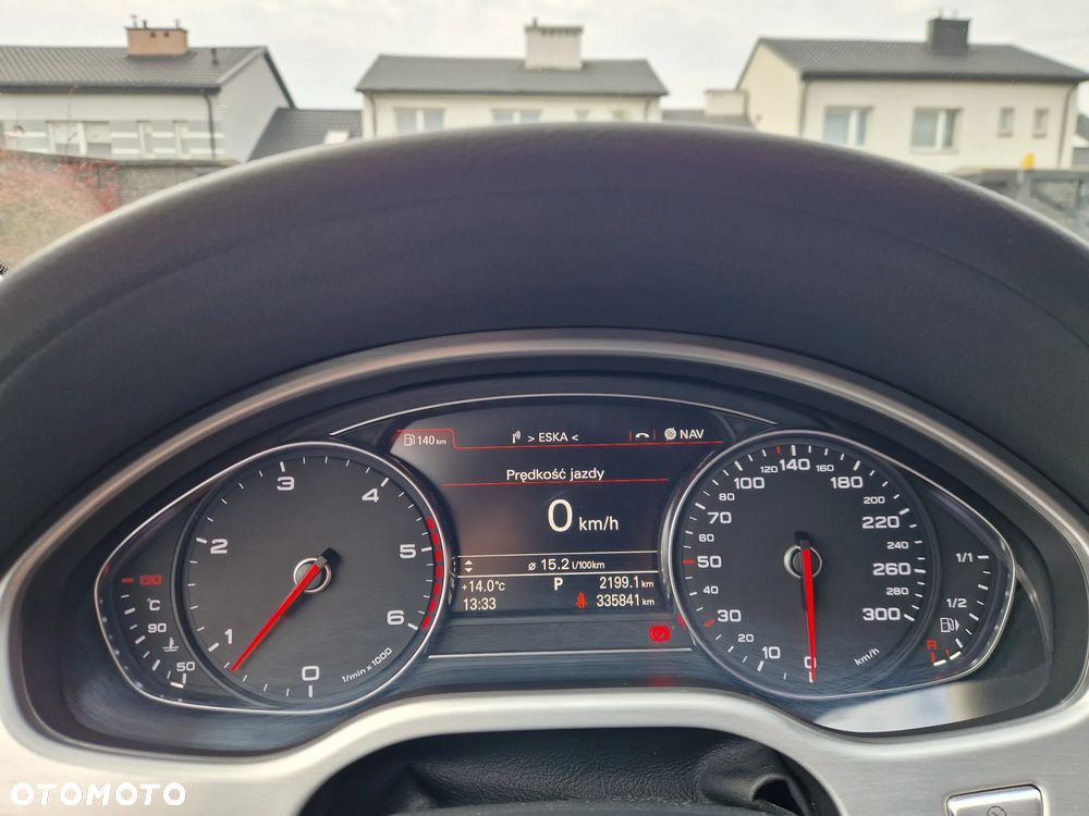 Audi A8 4.2 TDI Quattro - 11