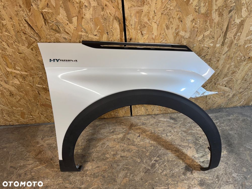 Przedni prawy błotnik peugeot 3008 II biała perła