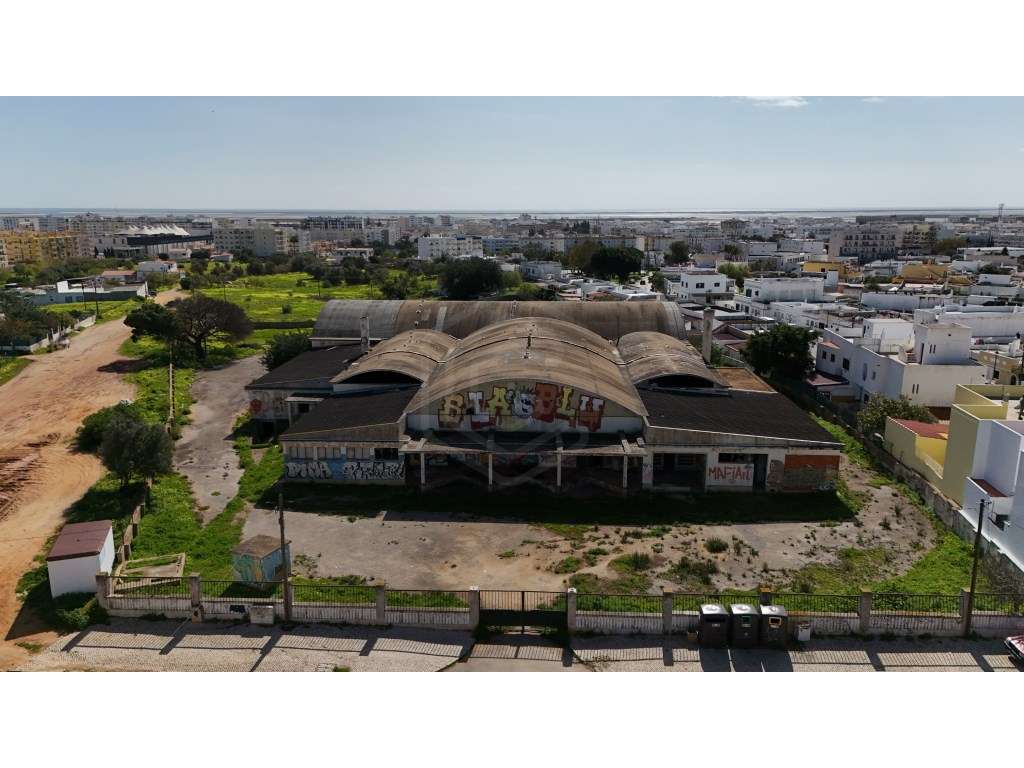 Lote urbano para construção em altura, Olhão, Algarve - Grande imagem: 4/4
